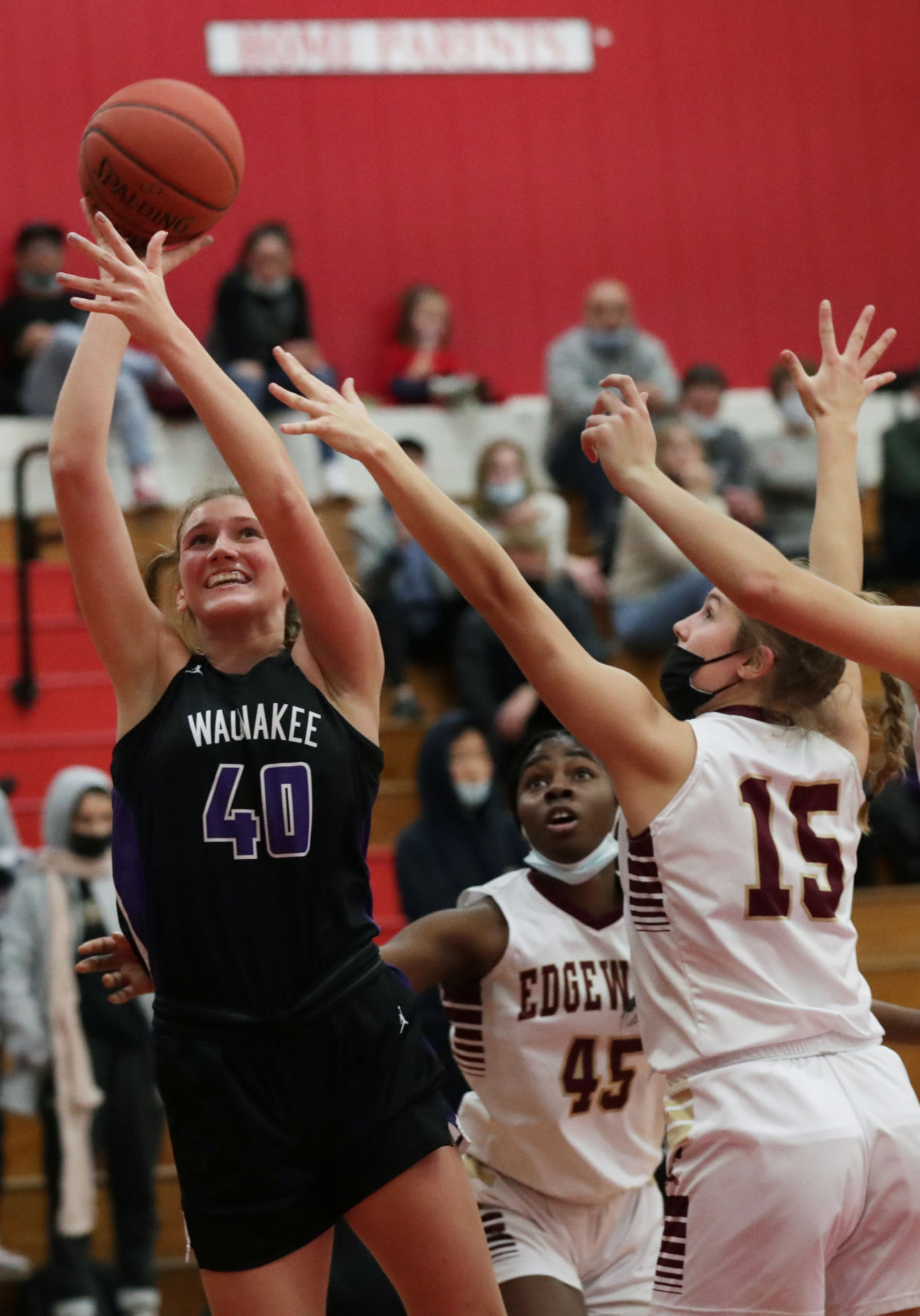 20220115_02_Edgewood_Waunakee_0646_AJA-01152022221752